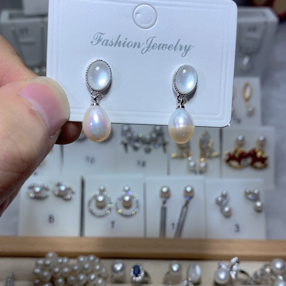 银S925镶嵌耳饰淡水珍珠