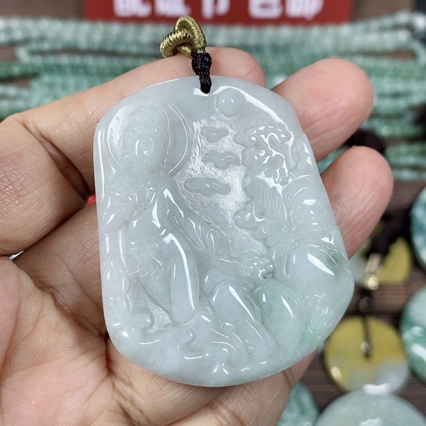 【闪购商品】翡翠颈饰未镶嵌玉吊坠翡翠玉山水自在观音