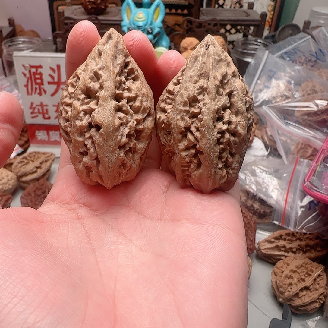 吊坠文玩核桃大龙骨