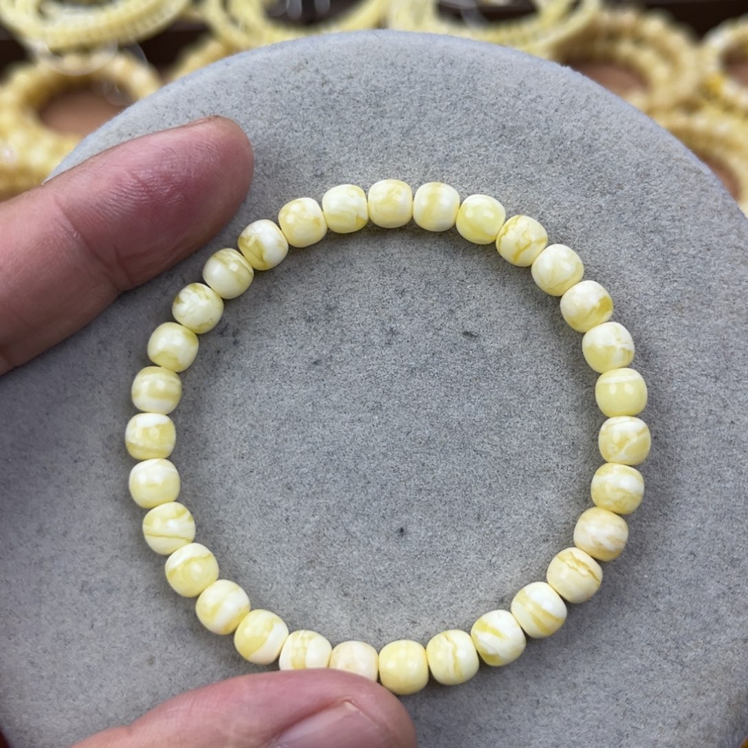 蜜蜡未镶嵌手串纯天然俄料瓷白花虎皮6.5*6腕口17+