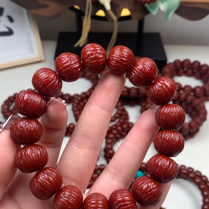 猴头核桃吊坠土豪