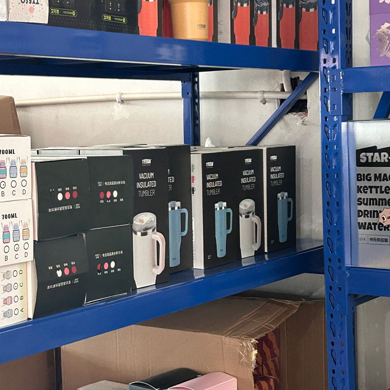 高颜值保温杯吸管大容量高颜值水杯保温水壶