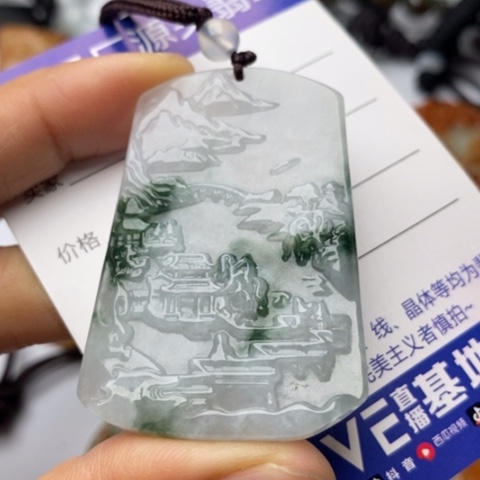 翡翠颈饰未镶嵌翡翠