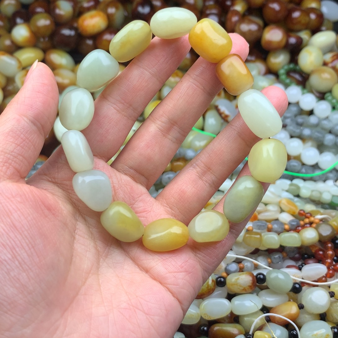 和田玉未镶嵌手链