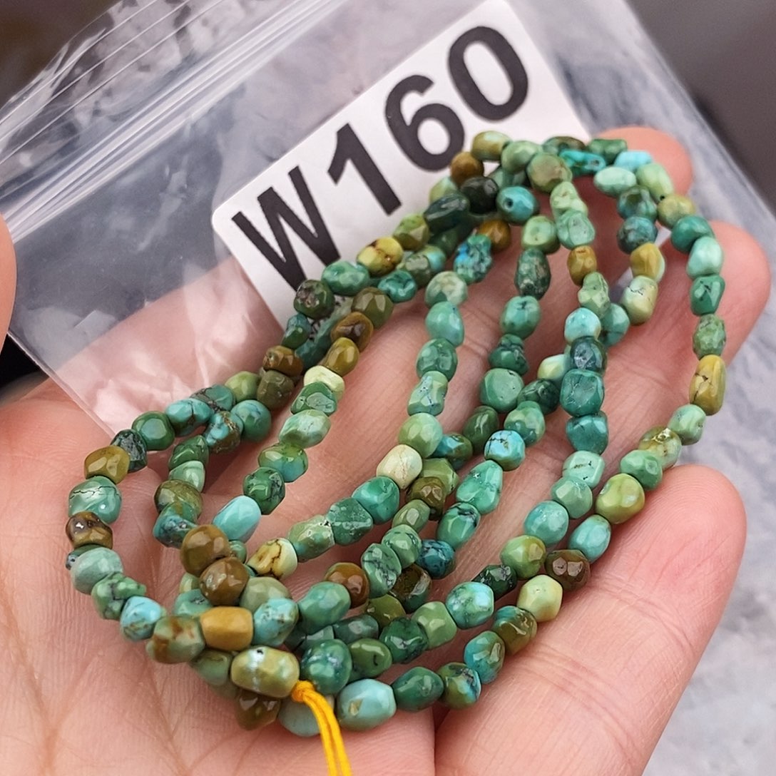 绿松石未镶嵌原矿