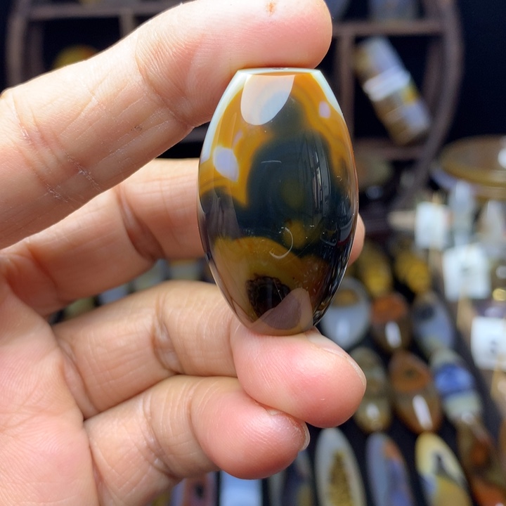 玛瑙/玉髓颈饰未镶嵌