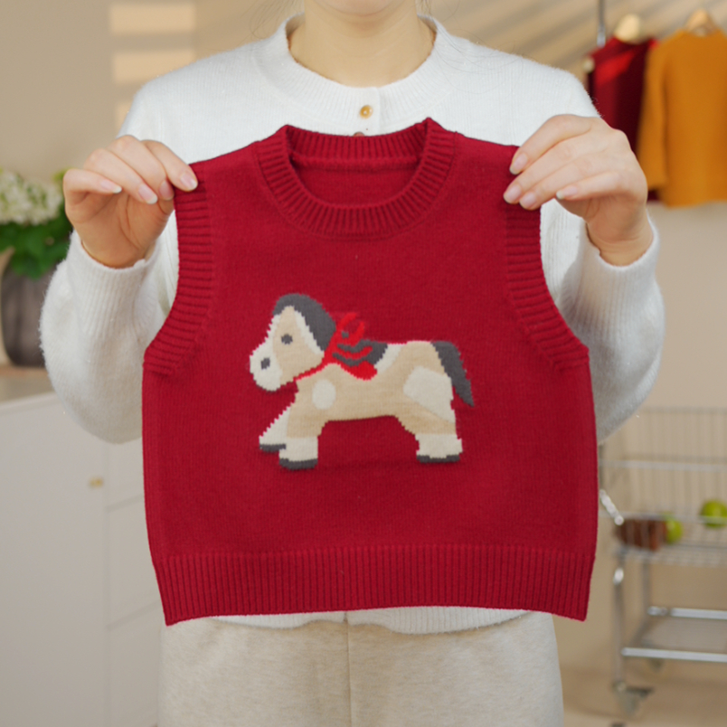 儿童毛衣马甲2025冬季新款洋气小马红色男女童内搭保暖拜年服马夹