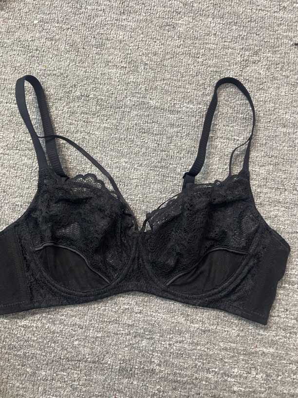 轻薄好品质~法式蕾丝美胸款超薄性感透气文胸显小侧收软钢圈内衣