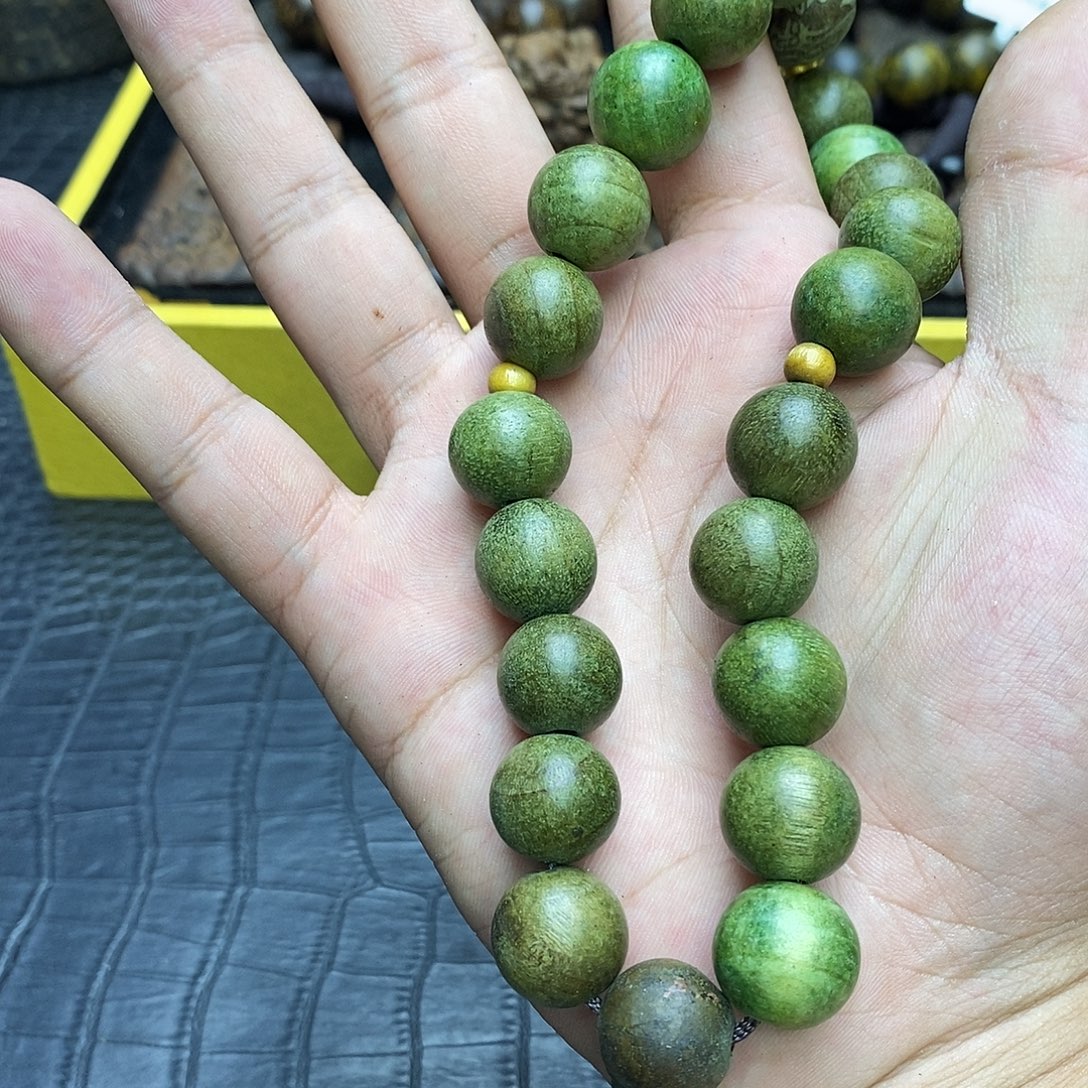 沉香碎屑沉香6莺歌绿