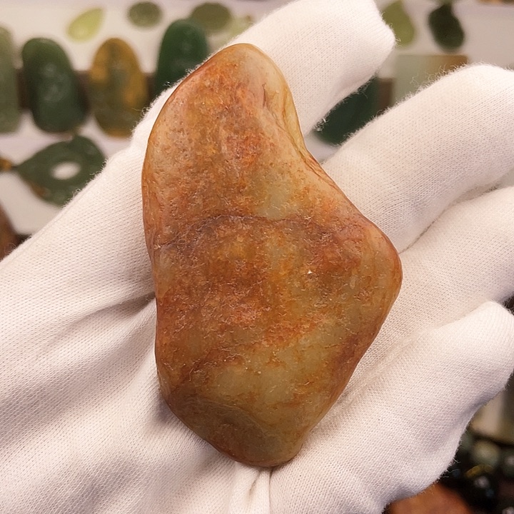 岫岩河磨玉（透闪石质玉）颈饰未镶嵌