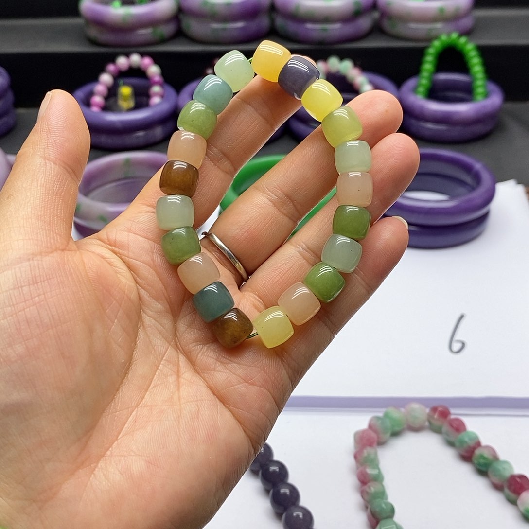 未镶嵌手串石英岩玉