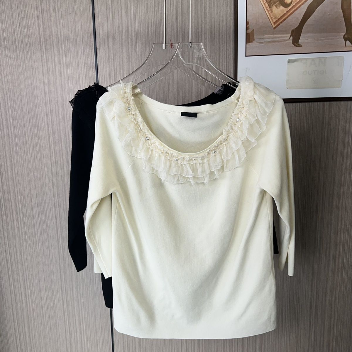 0150撤柜DS荷叶长袖早秋圆领秋季蕾丝花边新款喇叭小众打底上衣