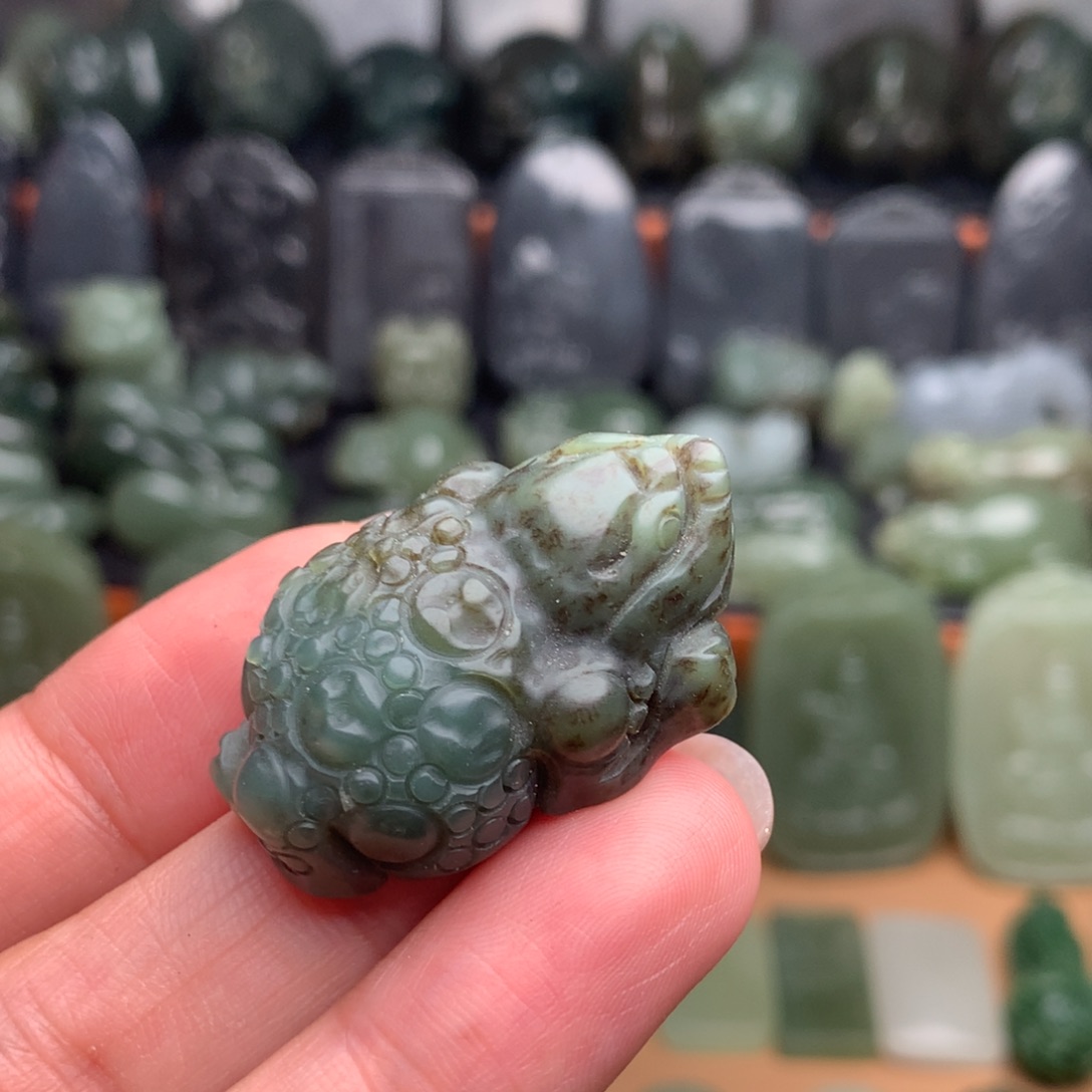 颈饰未镶嵌和田玉挂件72