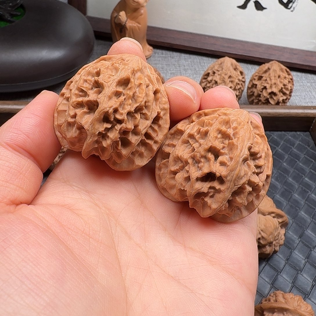 文玩核桃吊坠全品苹果园38