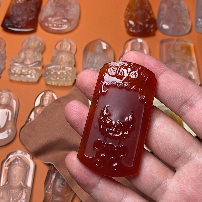 【闪购商品】玛瑙/玉髓未镶嵌颈饰嗖****。