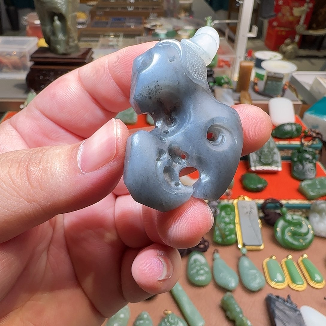 和田玉颈饰未镶嵌