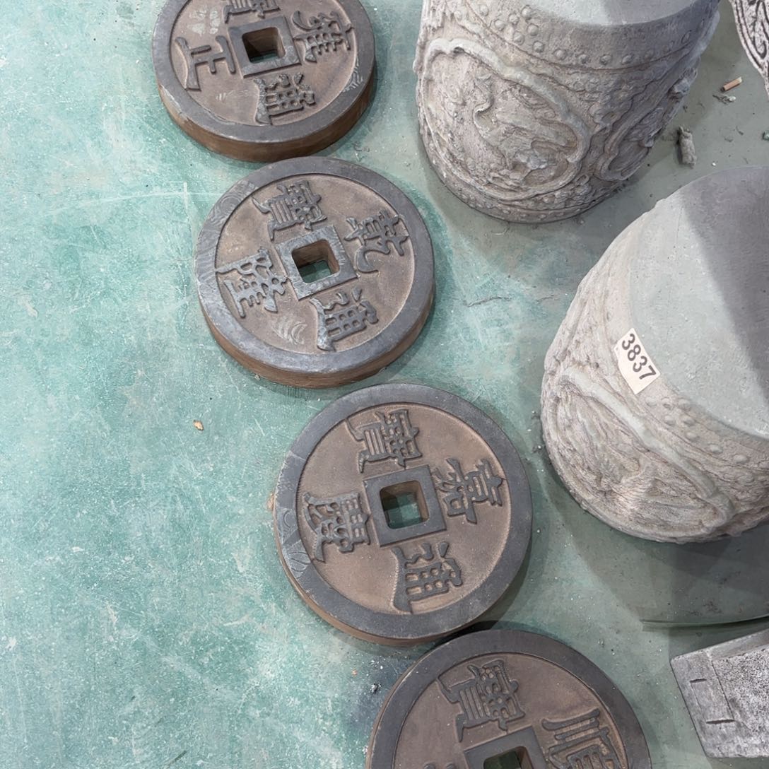 青田石龙****）竞拍不包邮……