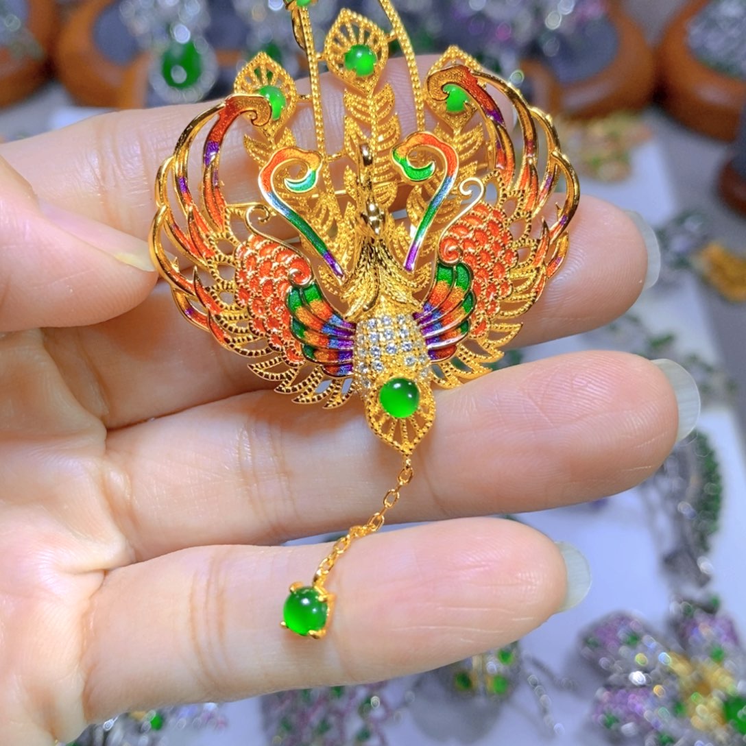 翡翠颈饰银S925镶嵌天然翡翠