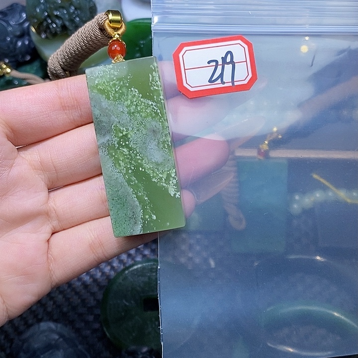 和田玉和田玉边角料随机发未镶嵌