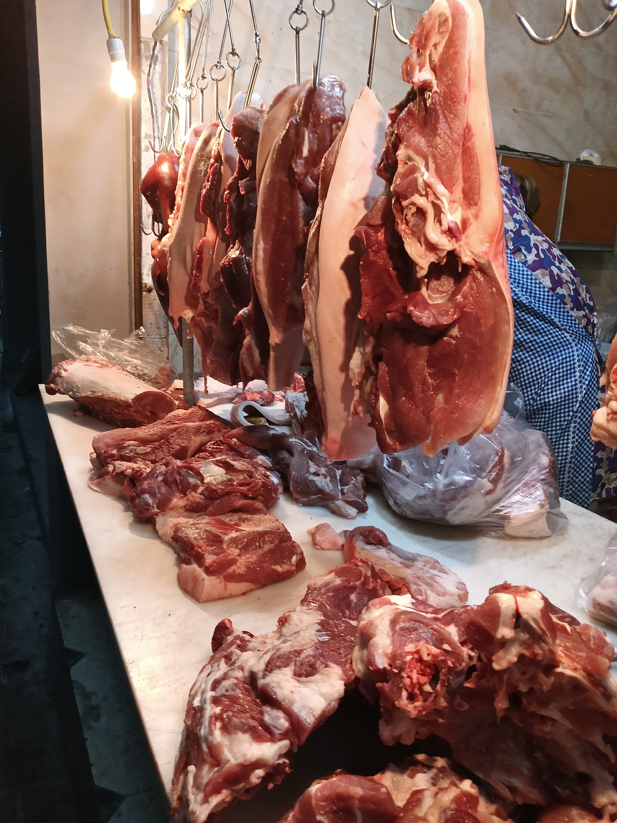 新鲜原切猪腱肉今天宰杀，现称改价（重量以直播间为主）