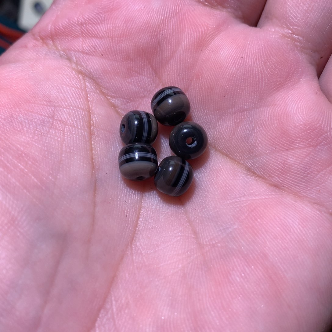 无磁石123文玩配饰多样发其一