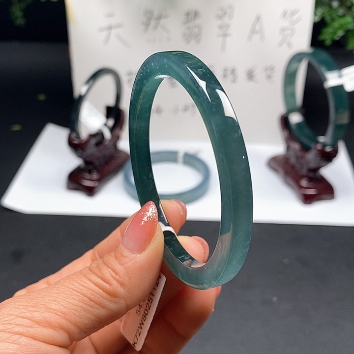 翡翠手镯未镶嵌54尺寸