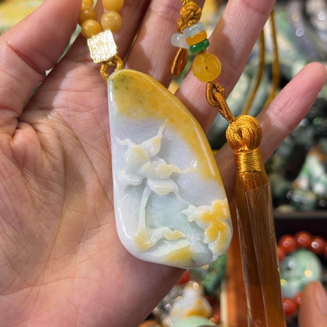 翡翠颈饰未镶嵌待编款默认微瑕