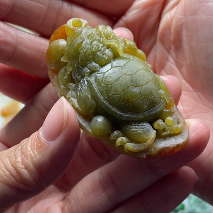 般***若定制翡翠未镶嵌龙龟