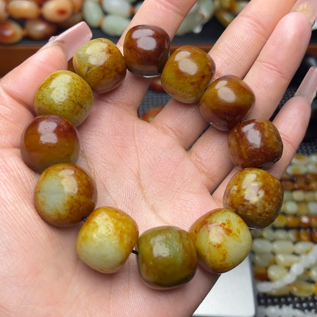 手串未镶嵌和田玉清*影