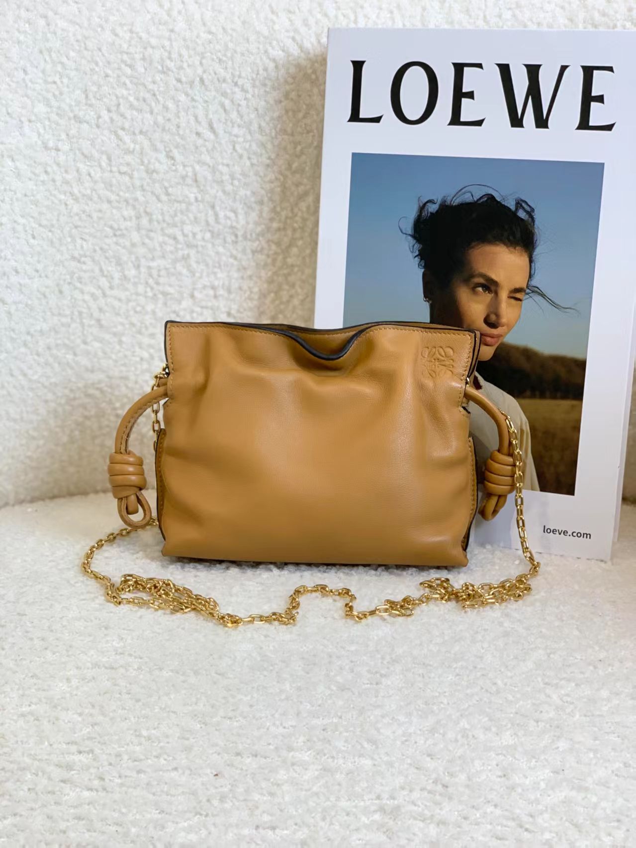 99新 LOEWE/罗意威 壹臻/棕色单肩包81030302