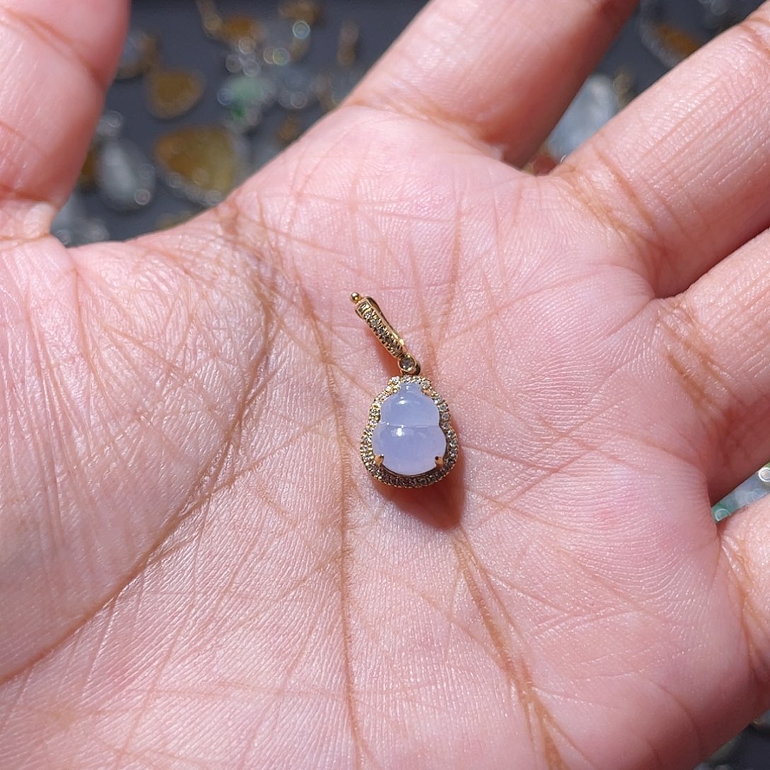 吊坠(不含链)18K金镶嵌翡翠