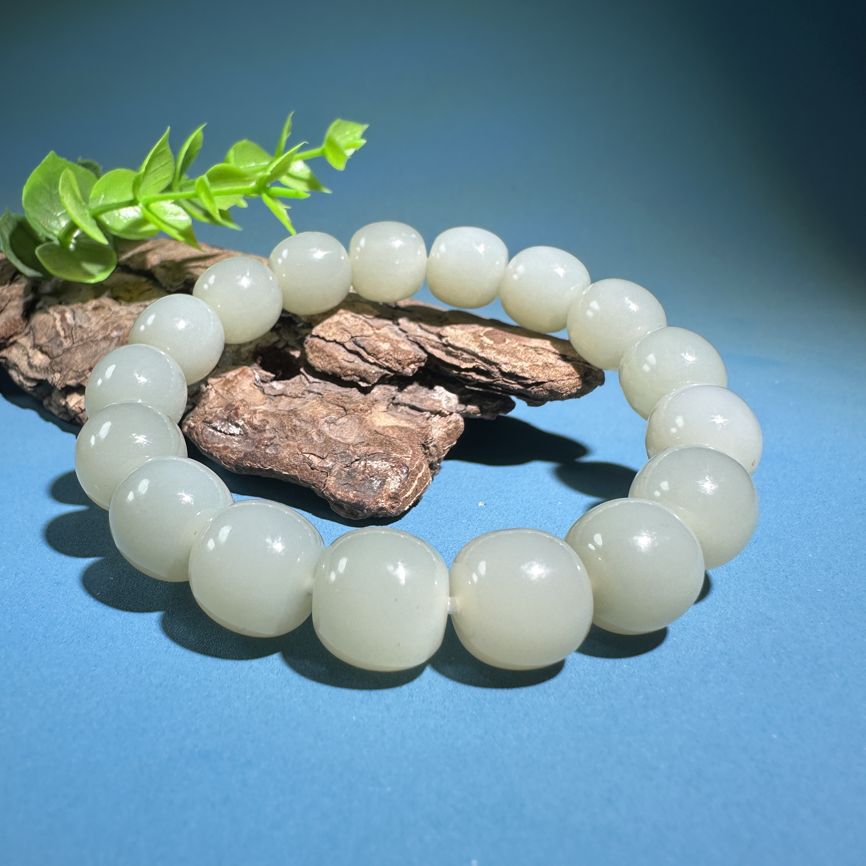 新疆和田玉且末高青白精工老型手串【11.5*12】过眼过灯细润好