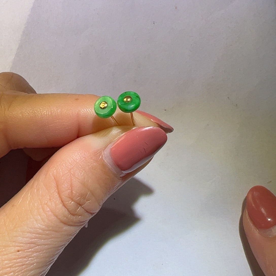 翡翠颈饰18K金镶嵌耳钉