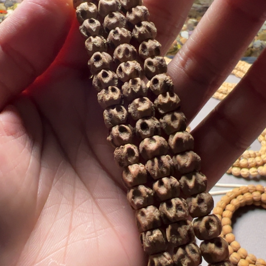 柏香籽/百香籽吊坠A7