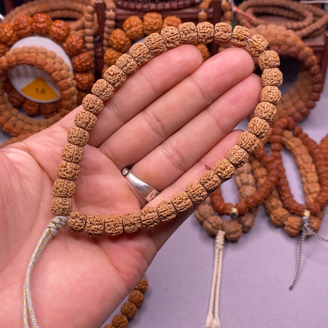 手串金刚菩提麦穗盘龙尺寸1.0