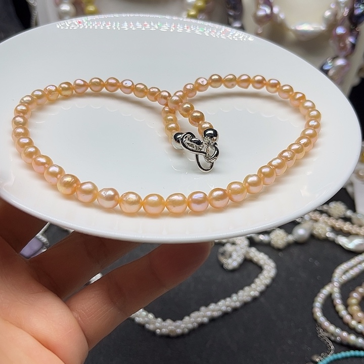 淡水珍珠颈饰未镶嵌