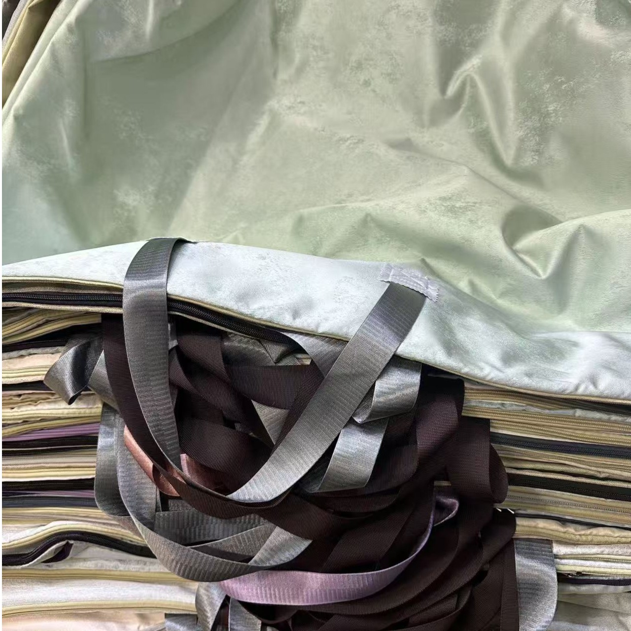 加厚大容量纯色双层布艺收纳袋防潮换季衣物学生搬家打包旅行袋