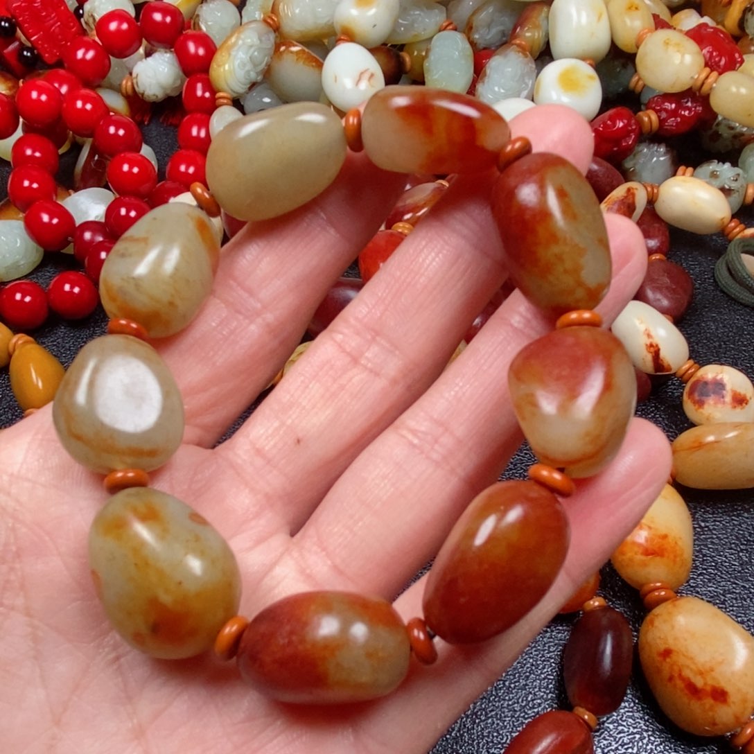 和田玉颈饰未镶嵌牛*