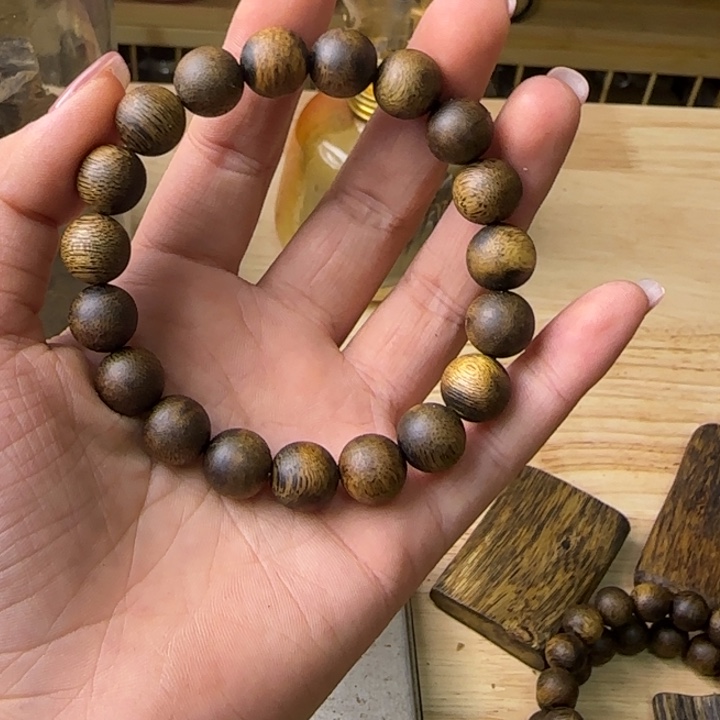 青***莲沉香碎屑沉香白棋圆珠单圈