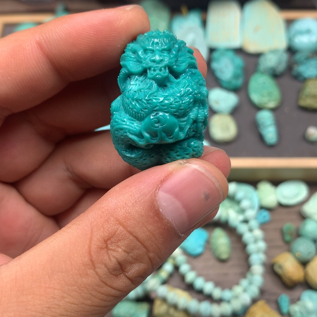 绿松石未镶嵌雕刻