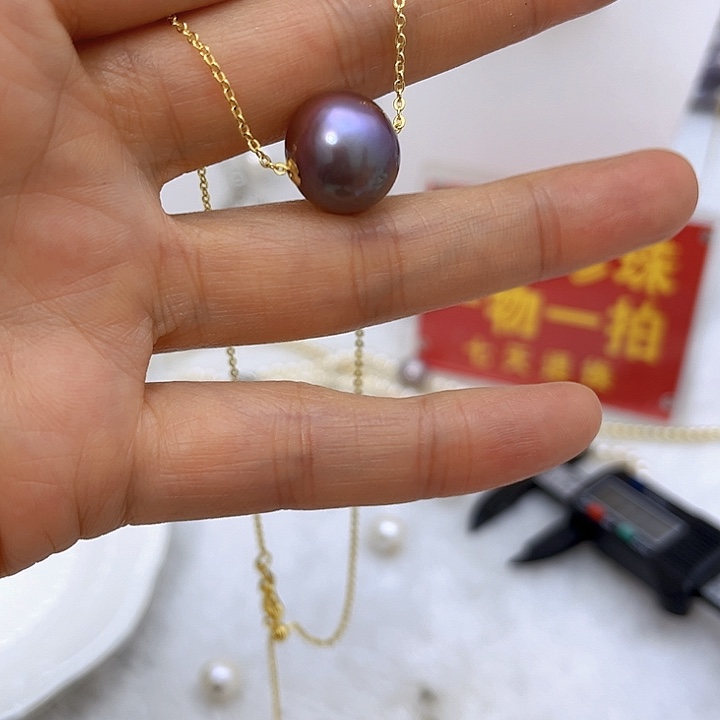 18K金镶嵌淡水珍珠紫珠路路通吊坠