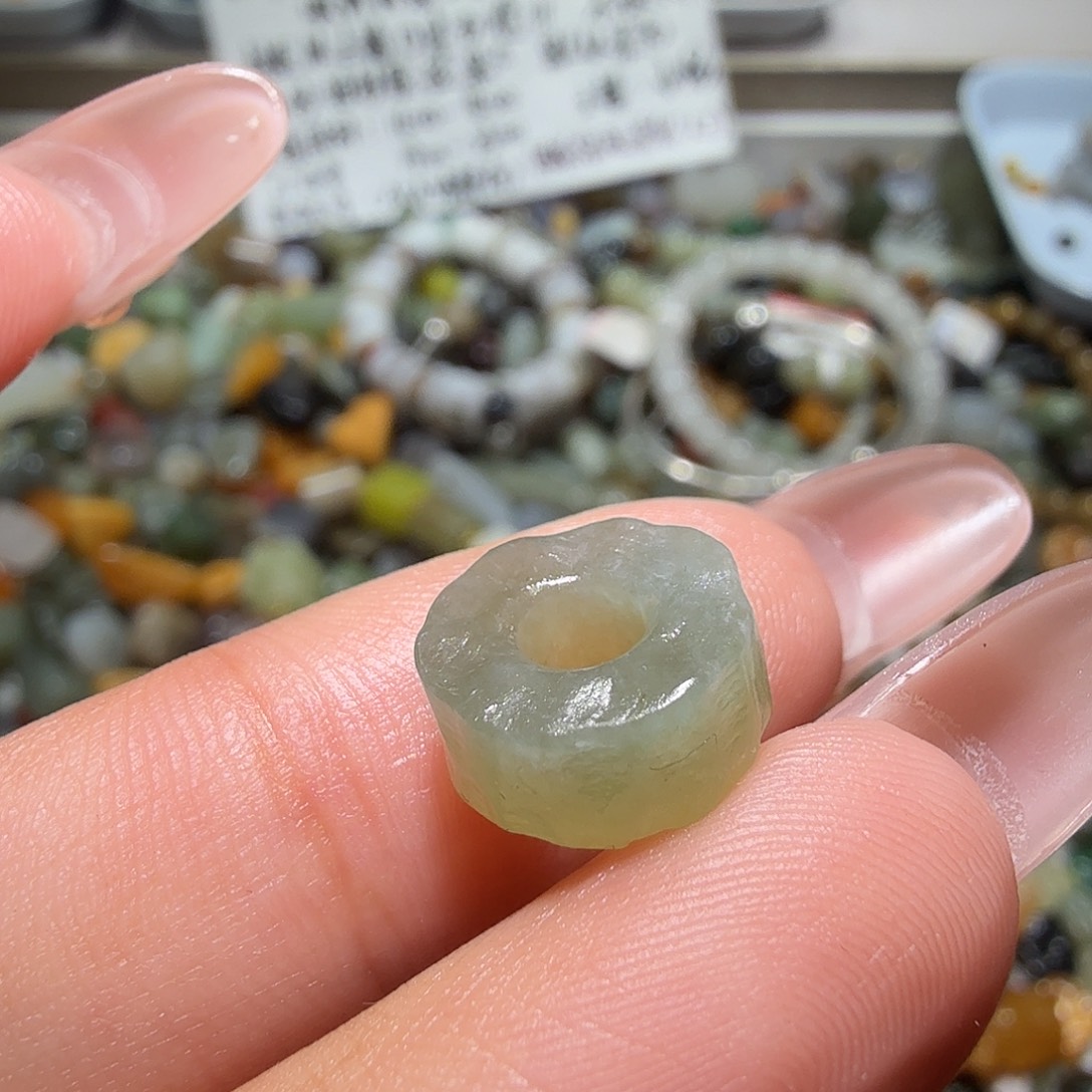 和田玉未镶嵌珠宝奇石