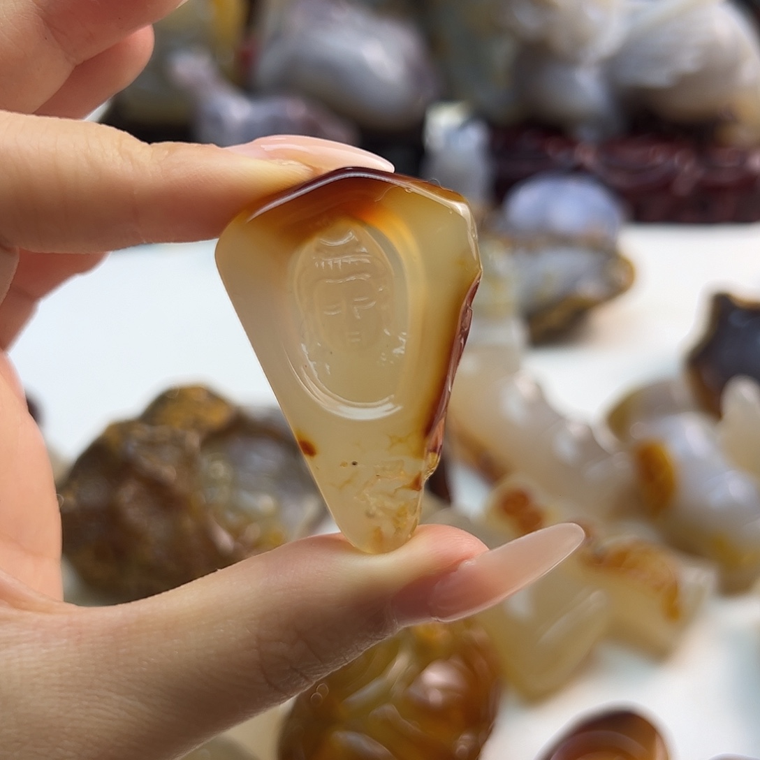玛瑙/玉髓未镶嵌颈饰