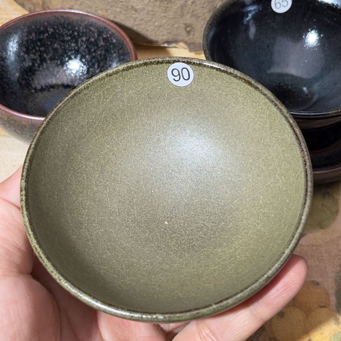 茶盏义兴龙窑坚持真柴烧