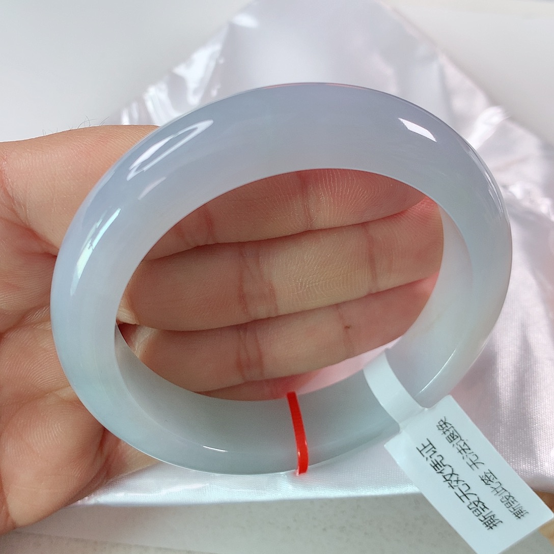 翡翠手镯未镶嵌⑨⑤