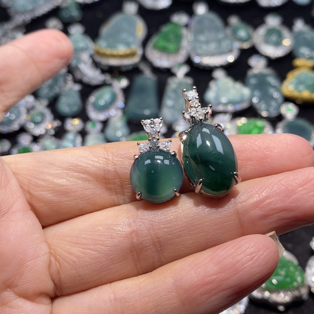 Ö***椰翡翠未镶嵌颈饰翡翠