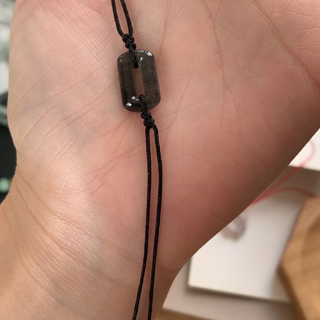 晓***焙翡翠未镶嵌颈饰福贝