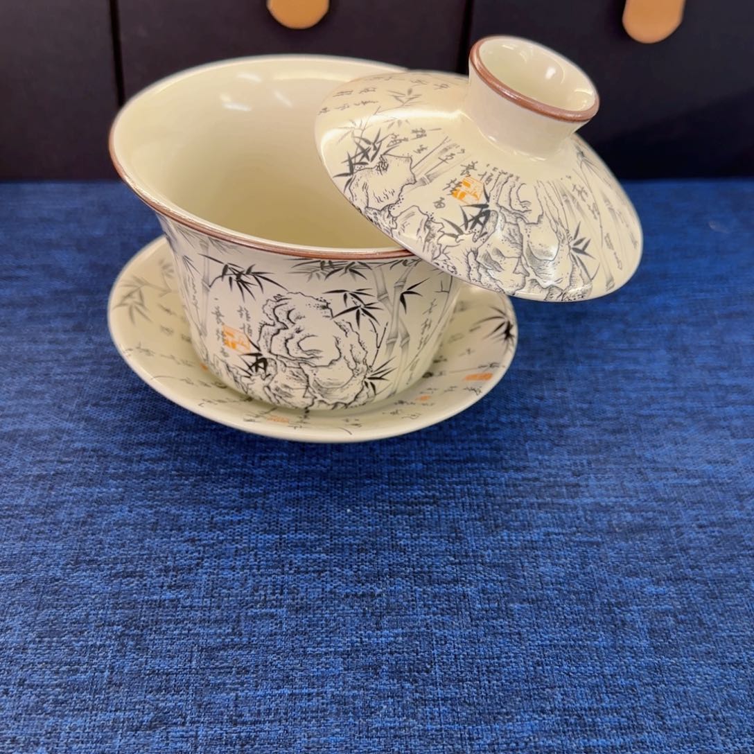 这些盖碗真好看！！！