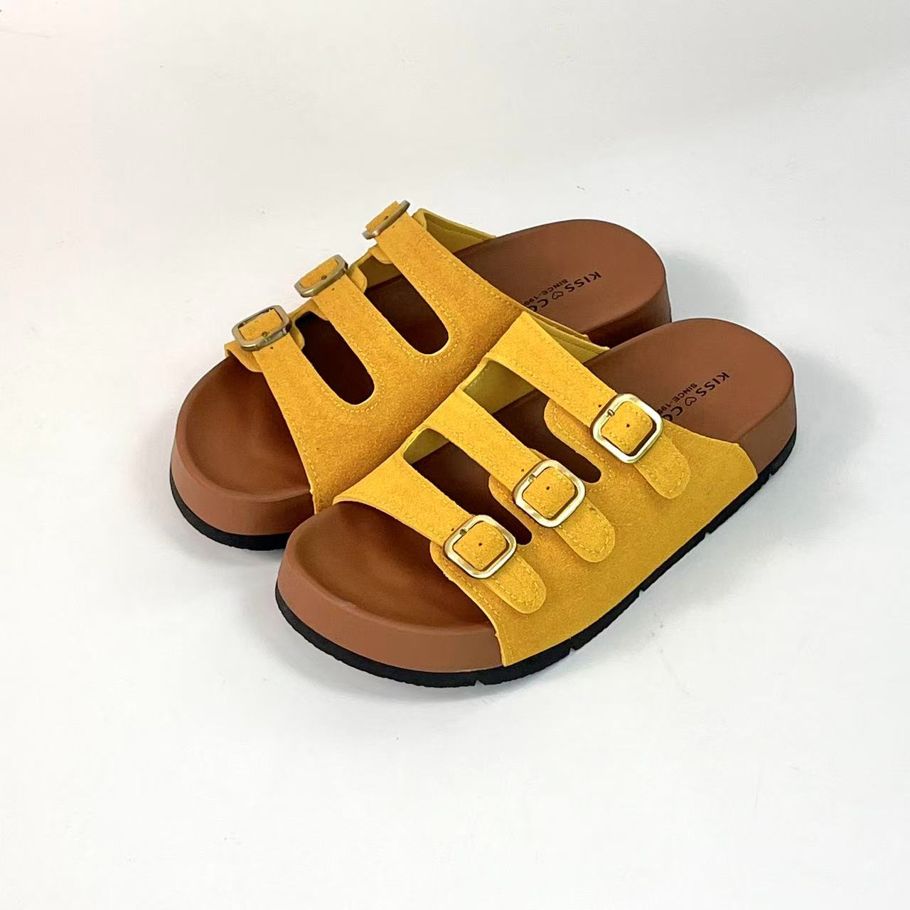 G CK 休闲风修面皮松糕底厚底一字拖女鞋休闲露趾凉鞋棕色女 8805