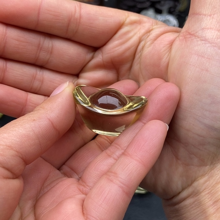 丰***睿未镶嵌水晶大型摆件（非配饰）